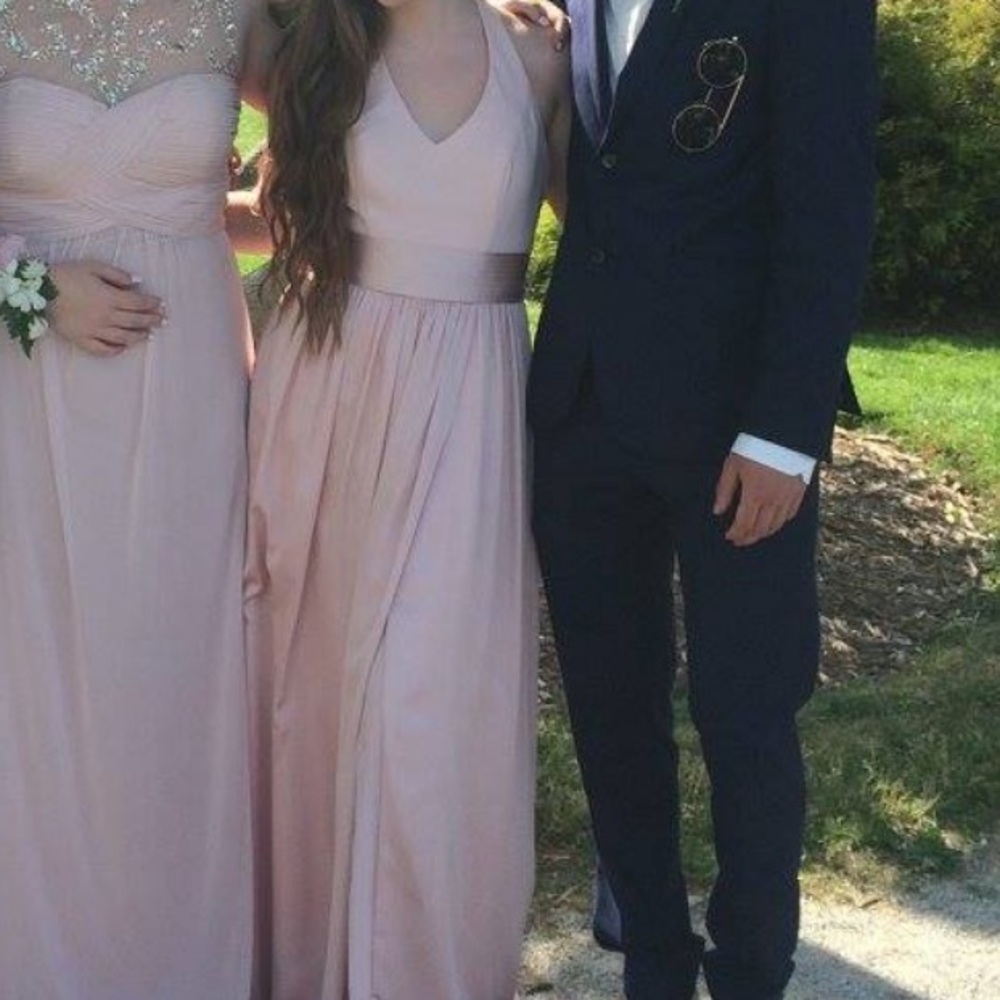 Vera Wang Prom Dress - Picture 5 of 5